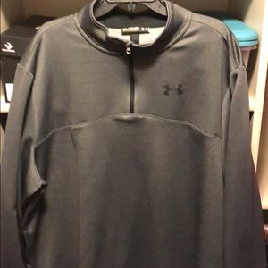 Under Armour dark grey pull-over 3x
